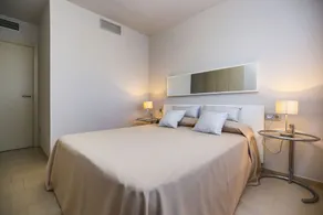 TROPICANA Penthouse with sea view, pool - Image 5