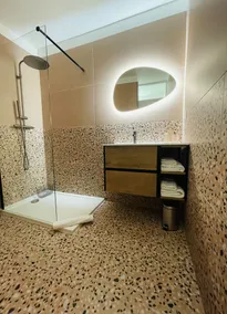 Magnificent T2 apartment in the heart of Ajaccio, rue Fesch - Image 2