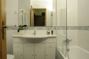 Beach House, Labruge, Porto - Image 2