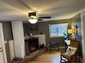 Updated 1825 Maine Farmhouse - Image 4