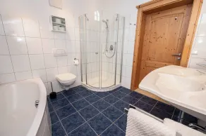 Apartment with roof terrace, washing machine, cable car included in summer.  - Image 3
