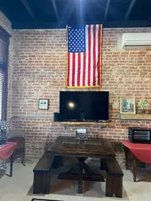 Unique . Historic . Boutique 1870's building with outdoor space to relax - Image 2