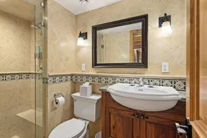 Central AC, Updated 4 BR, 4-5 BA Townhouse, Pool - Image 5