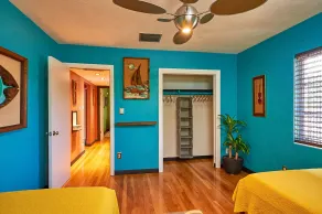 Atomic Tiki Modern Mid-Century Ranch House - 1950's - Image 4