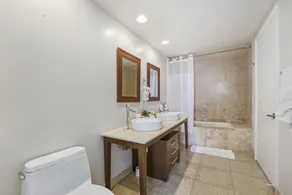 Beautiful apartment in the heart of downtown, 44th Floor - Image 3