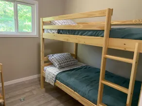 Cozy cabin just a few minutes walk from St. Malo Provincial Park & Beach! - Image 4