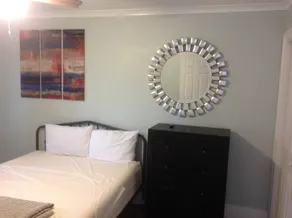 Salida del Sol, North End Va Beach  A 3 MINUTE WALK TO THE BEACH - Image 5