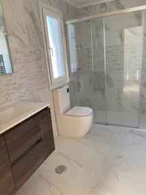 Härlig villa, vacker utsikt, sydvästläge trädgård och uppvärmd pool - Image 5