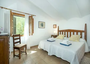 Owl Booking Villa Bennasar - Rustic Stay - Image 4
