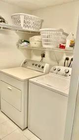 Lovely 2BED 2BA Apartment with pool near the beach - Image 2