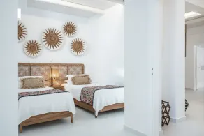 SWINGING SUNSET villa - Private Swimming pool & Private outdoor heated spa - Image 5