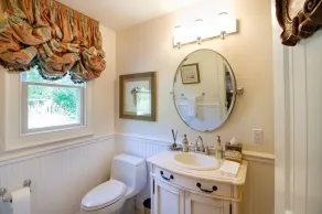 Hampton Private Retreat - Image 2