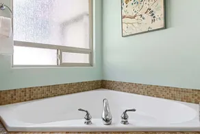 Family home -desirable neighborhood w pool access - Image 3