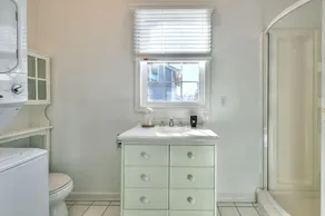 Classic Lewes Beach Cottage - Image 2