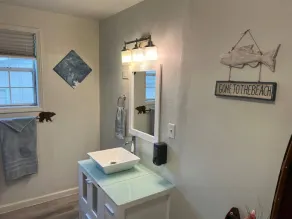 Waterfront 2 Bedroom/Duplex G/Newly Remodeled - Image 2