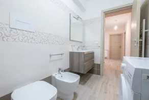 Holiday Apartment \"Damilhouse 1\" with Balcony & Wi-Fi - Image 4