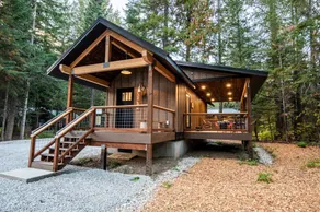 Lake House tiny cabin near Lake Wenatchee - Image 1