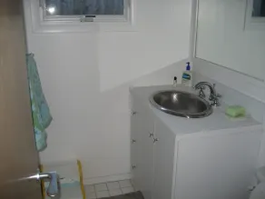Passaggi contemporanei e recentemente ristrutturato casa sulla spiaggia dalla spiaggia. - Image 3