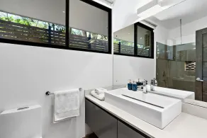 Brand New Luxury Private Whole Home minutes to Playa Tamarindo - Image 5