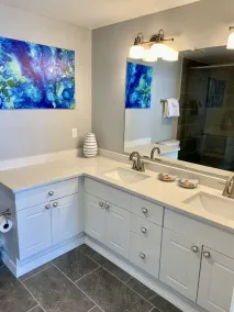 Perfect View Beach Condo - Floor to Ceiling Windows! Beach Service Included - Image 4