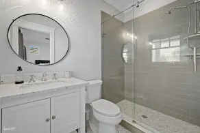 Amazing 6 Bedroom 5.2 Bath Home! - Image 3