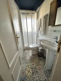 Slim Eloy Penthouse - Image 5