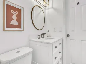 3-bedroom-2 Full Baths Beach House mnts to Central Beach & downtown - Image 2