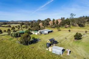 Tiny Truck at Ithaca - Mudgee's Most Unique Stay - Image 2