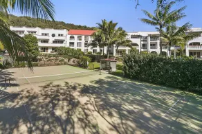 23a På The Islander - Point Lookout, QLD - Image 2
