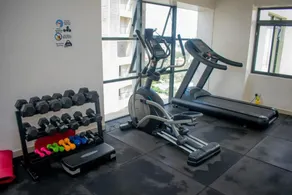 Silverstone Apartments 2 BR with views Gym& Pool - Image 5