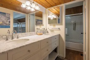 Chalet 14 by Mammoth Mountain Chalets - Image 2
