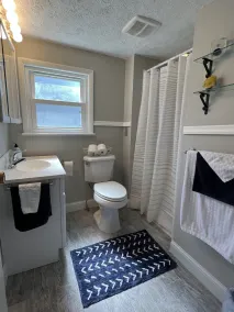 Mid Strip and Private Beach Access!   - Image 4