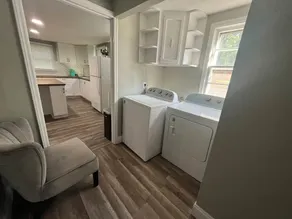 Raleigh 3BR Home with EV Charger & Game Arcade - Image 2