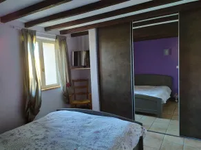 Landejendom med pool - Image 4