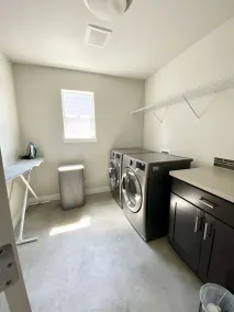 One bedroom with private bath in a quite neighborhood/shared home with owners. - Image 2