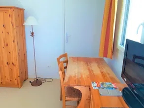 Pleasant Font-Romeu Studio, warm and bright with mountain views - Image 3