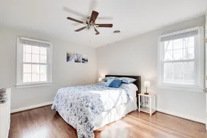 Cozy, spacious full furnished home!! Large, private back yard! - Image 5