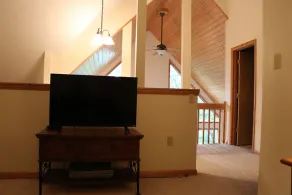 Beautiful House, only 1.2 Miles To Shy Beaver Boat Launch on Raystown Lake - Image 3