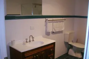 Pine Cottage - Image 5