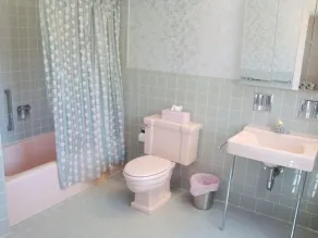 Ocean views Walk to Beach Pet Friendly AC Private - Image 4