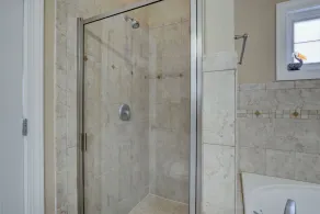 Belle location de vacances en famille, 2 suites parentales, pouvant accueillir jusqu'à 15 personnes. - Image 3