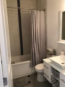 Nueva Lakehouse de 6 habitaciones - Playa privada de arena, a 5 minutos de Bobcaygeon, un montón de juguetes - Image 4