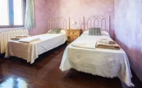 Self catering Castle Goyito 6people - Image 5