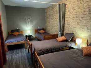 Maison de Campagne ,à Proximité de Sentiers de Randonnée - Image 3