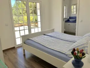 Dream Location with heated Pool - Image 5