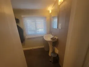 Cozy \"Hospitality Suite\" Centrally Located In Baltimore's Federal Hill Area - Image 5