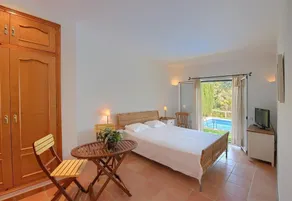 Villa \"Flor Begur\" mit Meerblick, Privatem Pool und WLAN - Image 4