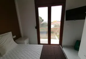 Villa Anastasia 1ος Όροφος Εξοχικής Παραθαλάσσιας Κατοικίας Νέα Ηράκλεια Χαλκιδικής - Image 2