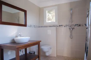 Villa 3 bedrooms, 2 bathrooms, Swimming pool 2.5 km from the center of Ile Rousse - Image 2