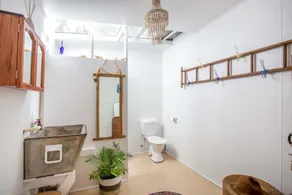 Retro Beach Cottage - Image 3
